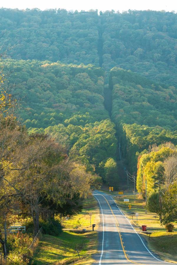 Nebo'S Foot, Hiking And Biking Escape With Game Shed Villa Dardanelle ภายนอก รูปภาพ