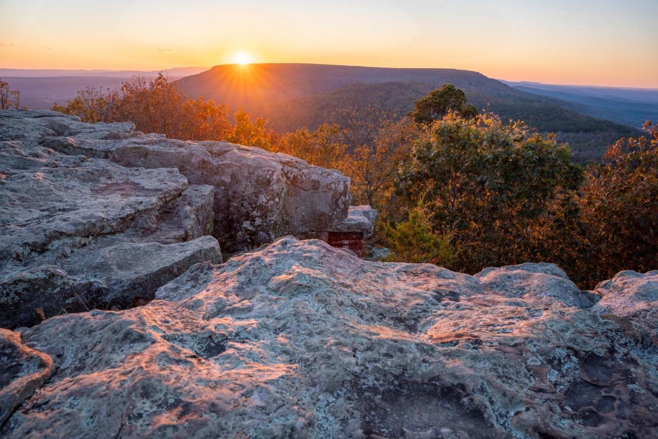 Nebo'S Foot, Hiking And Biking Escape With Game Shed Villa Dardanelle ภายนอก รูปภาพ
